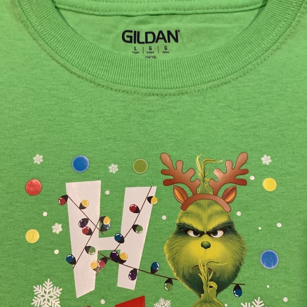 NWOT Youth size large Grinch tee shirt - Picture 4 of 5